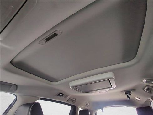 Used 2025 Honda Odyssey Elite image 16