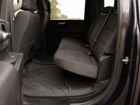 Used 2024 Chevrolet Silverado 2500 Custom w/ Custom Value Package image 25