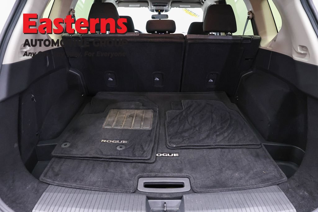 Used 2023 Nissan Rogue SV AWD/4WD image 10