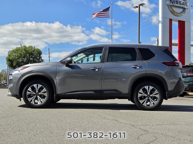 Used 2023 Nissan Rogue SV w/ SV Premium B Package AWD/4WD image 2