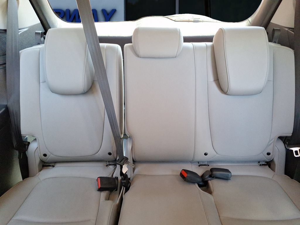 Used 2023 Honda Odyssey EX-L image 13