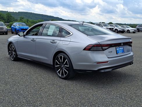 Certified 2023 Honda Accord Touring image 4