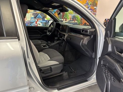 Used 2024 Toyota Tacoma TRD Off-Road image 46