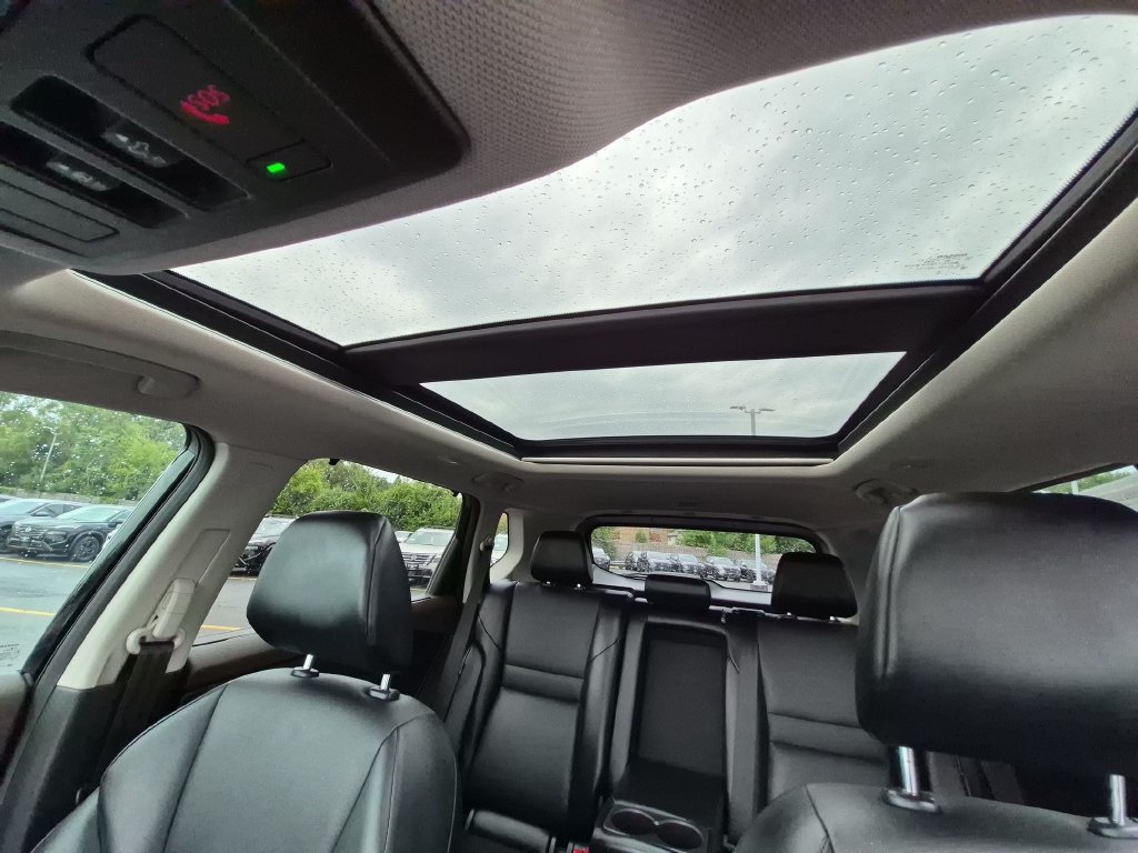 Used 2021 Nissan Rogue SV w/ Premium Package FWD image 12