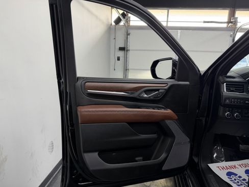 Used 2023 GMC Yukon XL Denali Ultimate w/ LPO, Floor Liner Package image 13