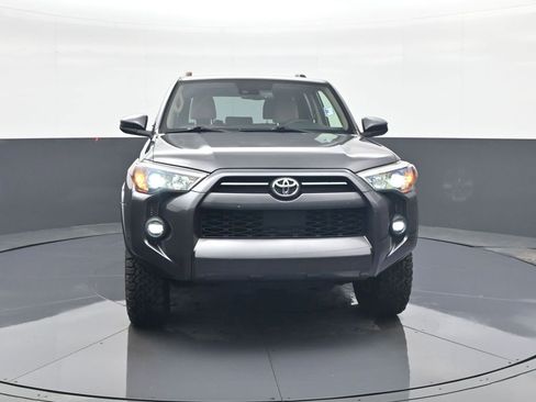 Used 2022 Toyota 4Runner SR5 image 2