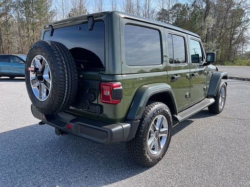 Used 2021 Jeep Wrangler Unlimited Sahara w/ Uconnect 4C Nav & Sound Group image 8