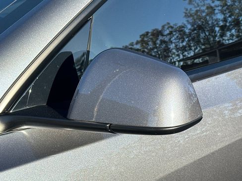 Used 2022 Tesla Model Y Performance image 16