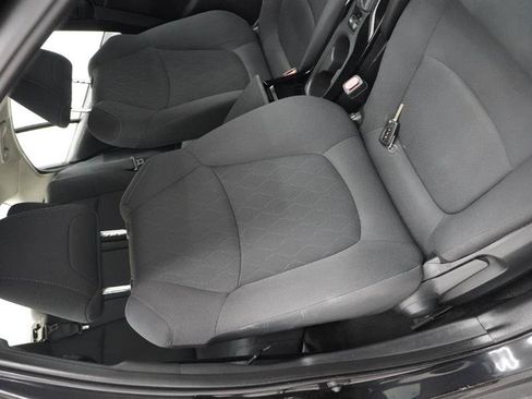 Used 2021 Toyota Corolla LE FWD image 9