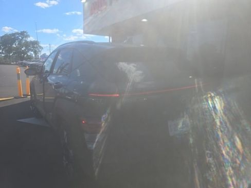 Used 2025 Hyundai Kona SEL FWD image 6
