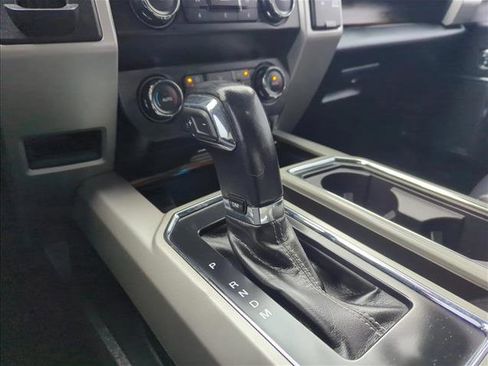 Used 2020 Ford F150 Lariat image 10