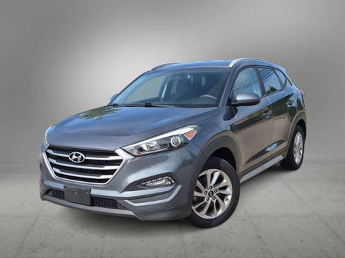 Used 2017 Hyundai Tucson SE FWD image 1
