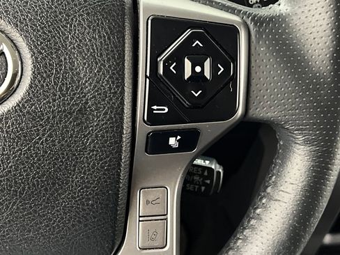 Used 2021 Toyota 4Runner SR5 Premium image 41