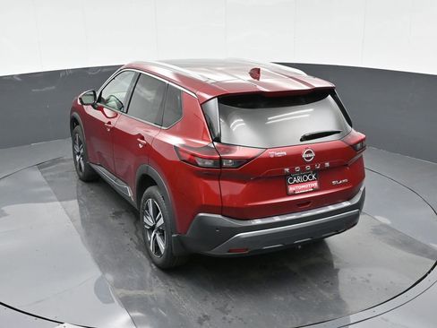 Used 2023 Nissan Rogue SL image 28