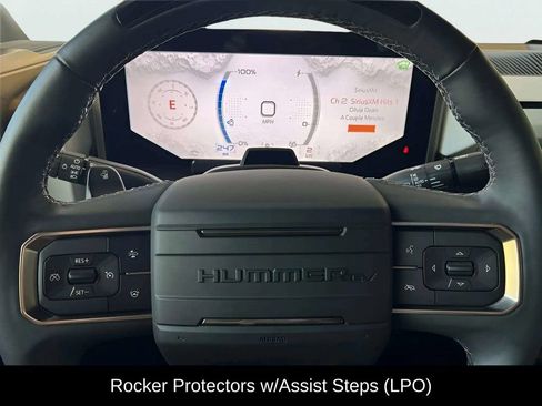 Used 2024 GMC Hummer EV 2X w/ Extreme Off-Road Package image 11