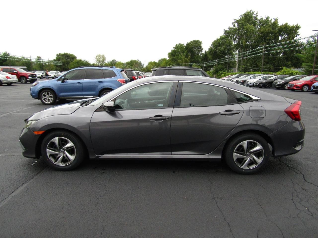 Used 2019 Honda Civic LX image 4