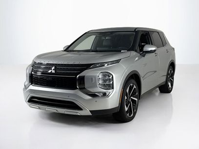 Used 2023 Mitsubishi Outlander 4WD Plug-In Hybrid