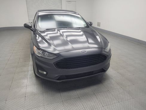 Used 2019 Ford Fusion SE w/ Equipment Group 151A FWD image 14
