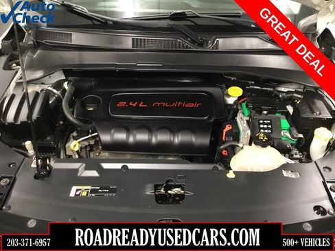 Used 2018 Jeep Compass Latitude AWD/4WD image 40