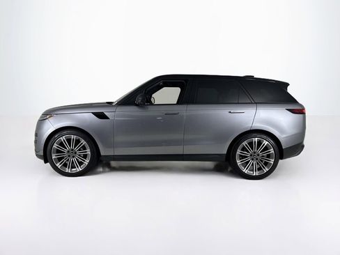 Used 2024 Land Rover Range Rover Sport SE AWD/4WD image 2