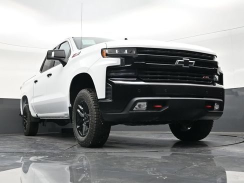 Used 2022 Chevrolet Silverado 1500 LT Trail Boss w/ Safety Package AWD/4WD image 28