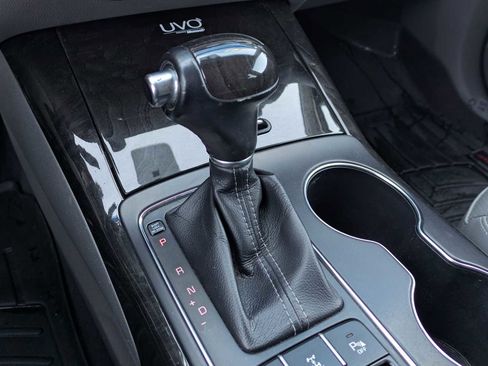 Used 2016 Kia Sorento EX image 28