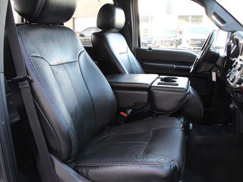 Used 2014 Ford F350 Lariat w/ Lariat Ultimate Package image 19