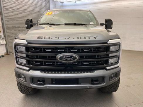 Used 2024 Ford F250 Lariat w/ Lariat Ultimate Package AWD/4WD image 2