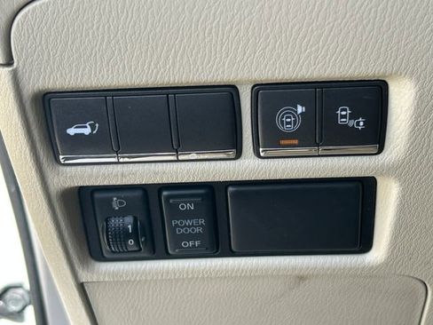 Used 2015 INFINITI QX80 4WD w/ 22" Wheel Package image 23