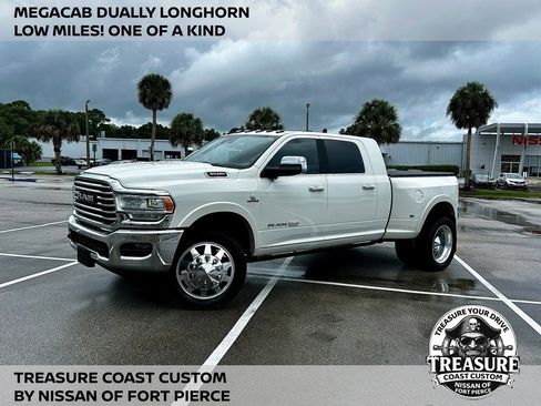 Used 2019 RAM 3500 Limited image 1