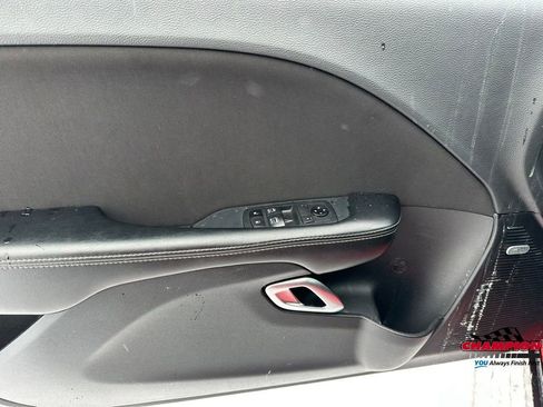 Used 2020 Dodge Challenger SXT w/ Blacktop Package image 13