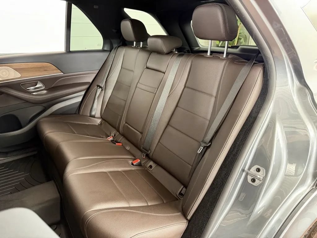 Used 2021 Mercedes-Benz GLE 350 4MATIC image 33