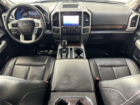 Used 2019 Ford F150 Lariat image 23