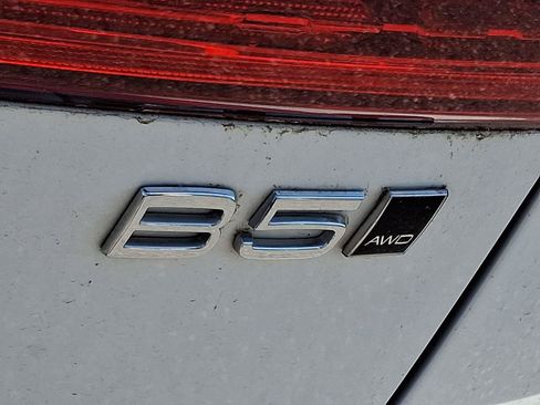 Certified 2023 Volvo XC60 B5 Plus w/ Climate Package AWD/4WD image 30