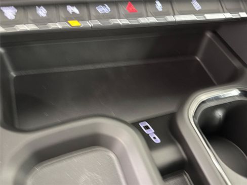 New 2026 GMC Sierra 2500 AT4 w/ AT4 Premium Plus Package AWD/4WD image 12