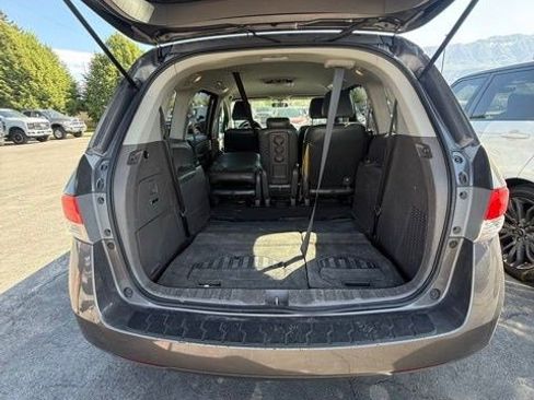 Used 2016 Honda Odyssey SE image 13