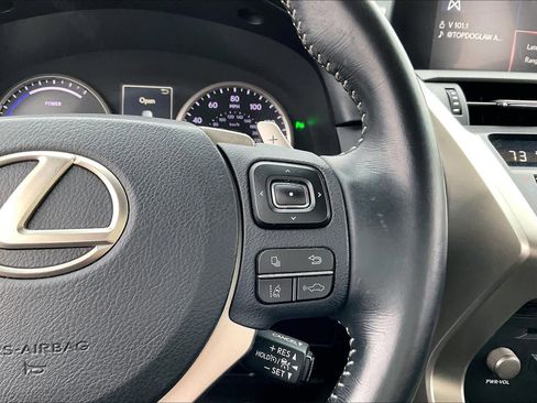 Used 2018 Lexus NX 300h AWD image 21