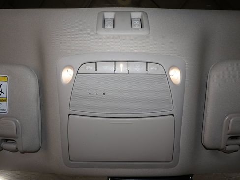 Used 2023 Nissan Murano SL image 32