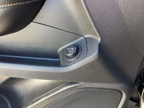 Used 2021 GMC Terrain SLT w/ Infotainment Package II image 19