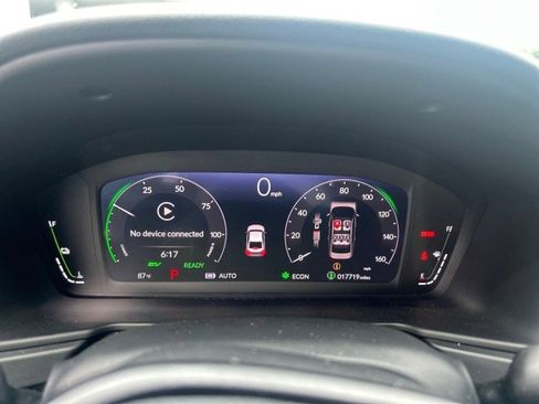 Used 2024 Honda Accord Sport image 4