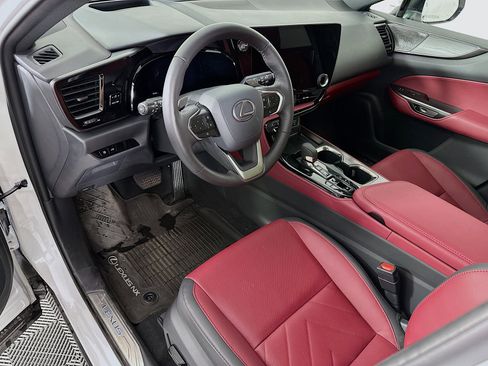 Used 2025 Lexus NX 350 AWD w/ Luxury Package image 9