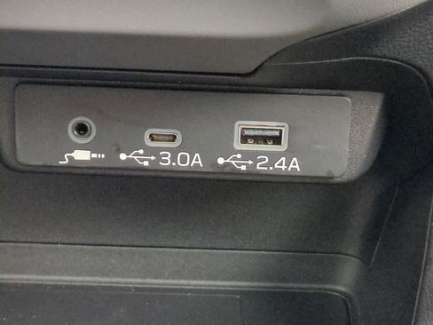 Certified 2025 Subaru Crosstrek 2.5i Sport w/ Crosstrek Mirror Package image 28