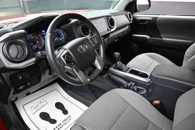 Used 2022 Toyota Tacoma SR5 RWD image 19