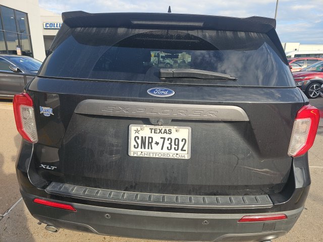 Used 2022 Ford Explorer XLT w/ Equipment Group 202A RWD image 4