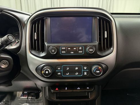 Used 2016 Chevrolet Colorado LT w/ LT Convenience Package image 12