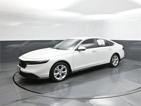 Used 2024 Honda Accord LX image 1