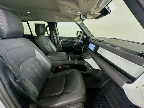 Used 2020 Land Rover Defender 110 SE AWD/4WD image 47