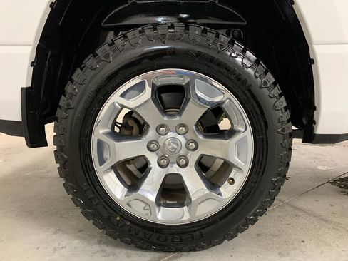 Used 2020 RAM 1500 Big Horn AWD/4WD image 9