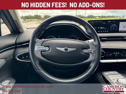 Used 2025 Genesis GV70 2.5T AWD/4WD image 10