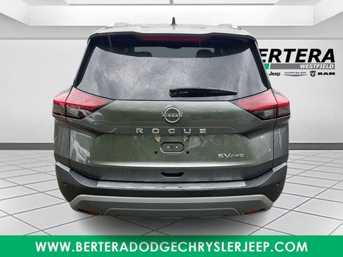 Used 2023 Nissan Rogue SV w/ SV Premium B Package AWD/4WD image 5